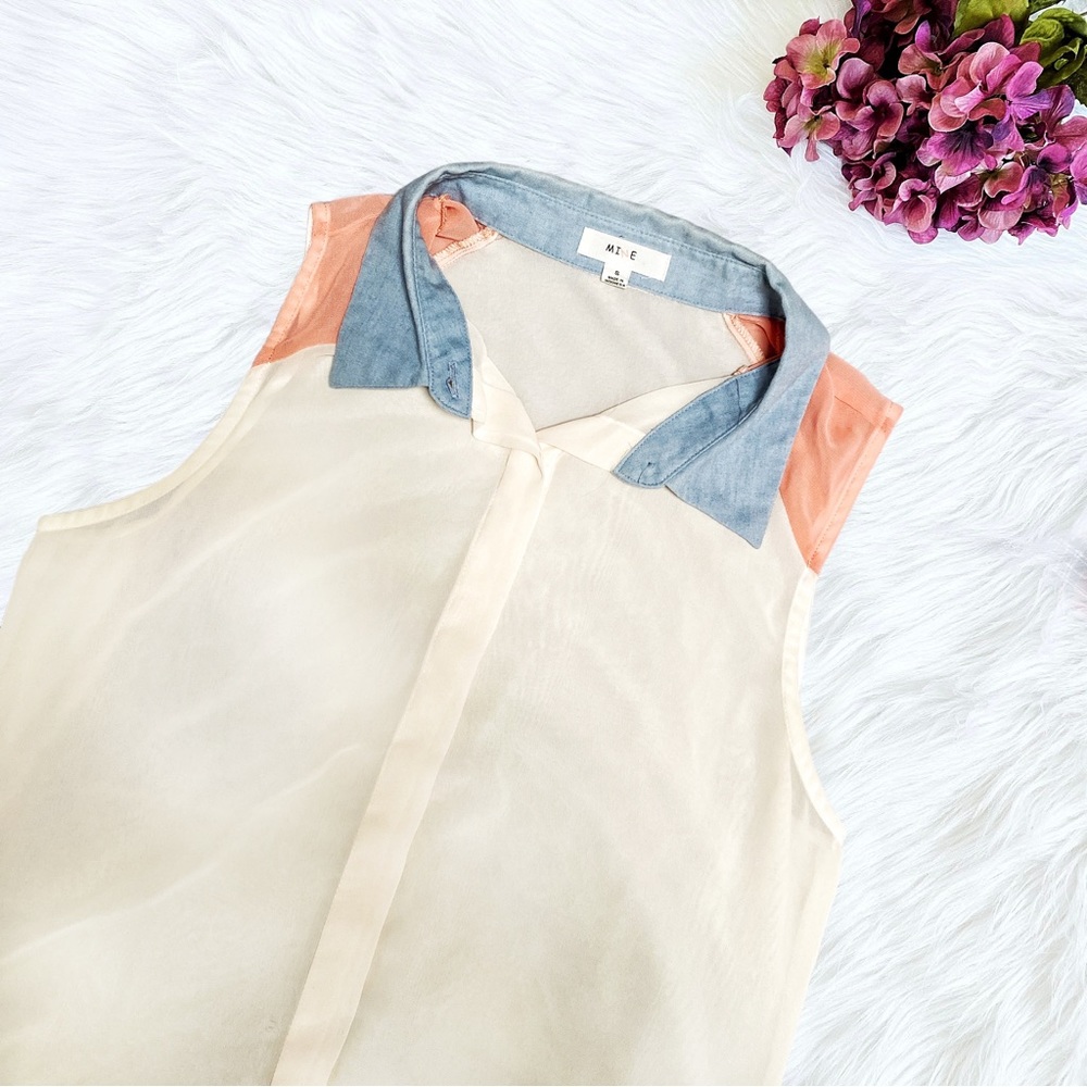 🔴4/$25 mine ivory sheer sleeveless collared button blouse